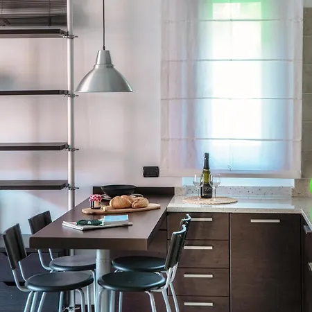 아파트 Joivy Splendid Flat W Terrace Near 코모