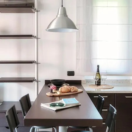 Joivy Splendid Flat W Terrace Near 아파트